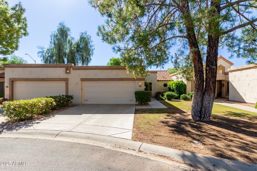 9113 W Kimberly Way, Peoria, AZ, 85382-2692 | Card Image