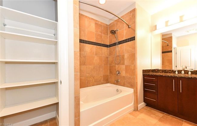 STE-310 - 201 N Elm St, House other with 1 bedrooms, 1 bathrooms and null parking in Greensboro NC | Image 11