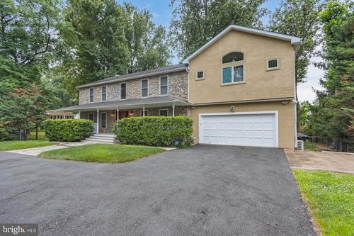 203 Follin Ln Se, VIENNA, VA, 22180-4958 | Card Image