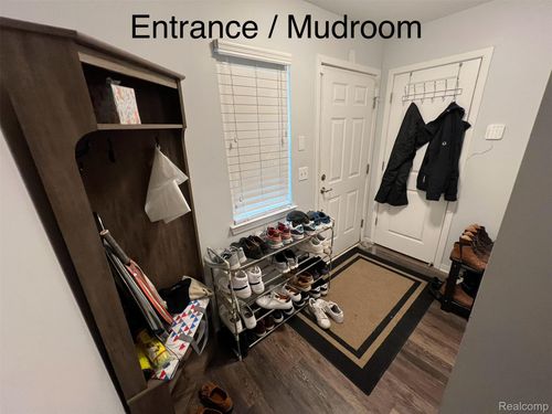 3-273 E Palmer St, Detroit, MI, 48202-3823 | Card Image