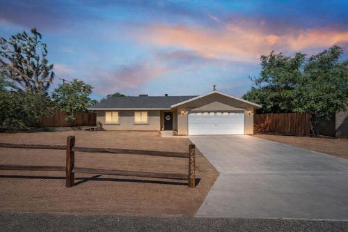 7562 Inca Trl, Yucca Valley, CA, 92284-3336 | Card Image