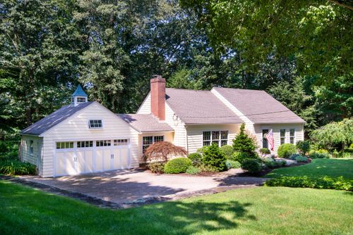 4 Oak Dr, Centerbrook, CT, 06409-1039 | Card Image