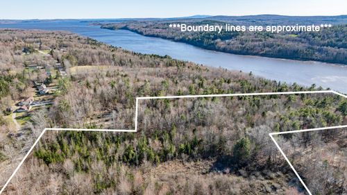 17 West Side Drive, Verona Island, ME, 04416 | Card Image