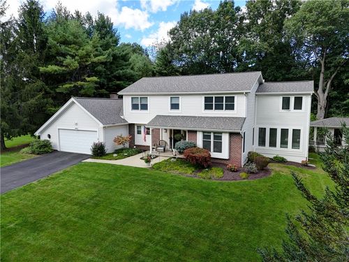 490 Bluhm Rd, Fairport, NY, 14450-9512 | Card Image