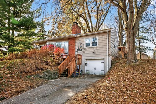 3115 Kyle Ave N, Golden Valley, MN, 55422-3122 | Card Image