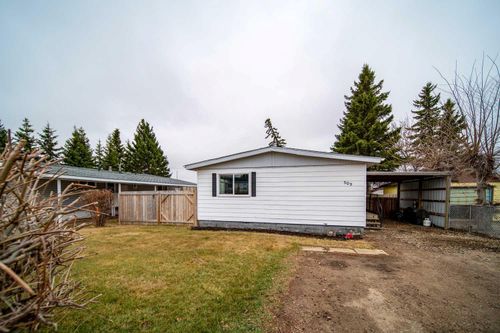509 2 Avenue Cres, Wainwright, AB, T9W | Card Image