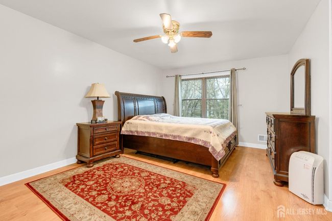 90 Pheasant Run, Townhouse with 2 bedrooms, 2 bathrooms and null parking in Edison NJ | Image 21