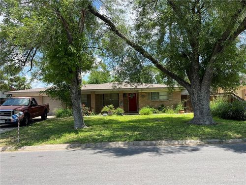 2108 Whitewing Ave, McAllen, TX, 78501-6164 | Card Image