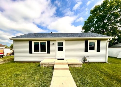 1762 W Green St, Frankfort, IN, 46041-1213 | Card Image