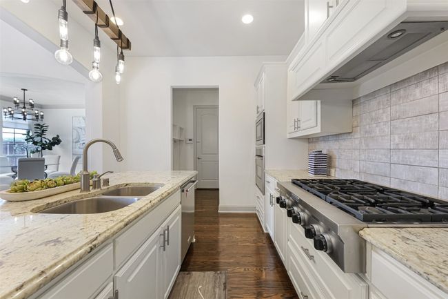 2600 Grail Maiden Ct, Townhouse with 4 bedrooms, 4 bathrooms and null parking in Lewisville TX | Image 7