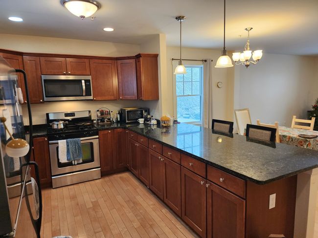 UNIT-704 - 337 Mount Support Rd, Condo with 2 bedrooms, 3 bathrooms and null parking in Lebanon NH | Image 4