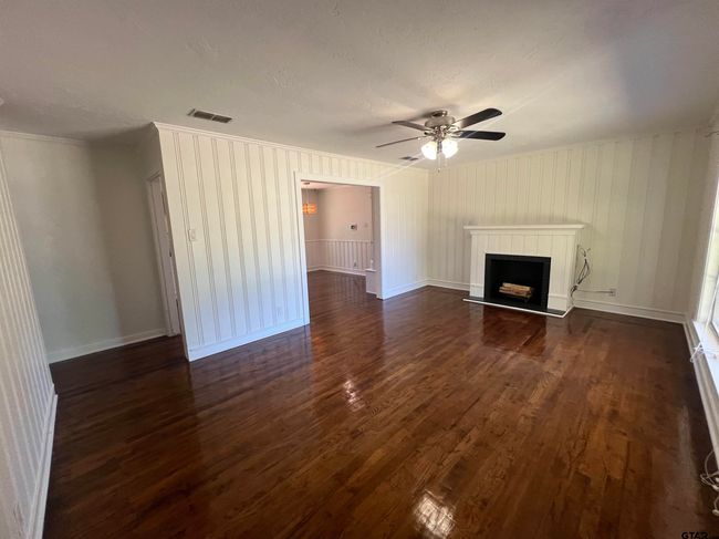 1107 N Hackberry Ave, House other with 3 bedrooms, 2 bathrooms and null parking in Gladewater TX | Image 26