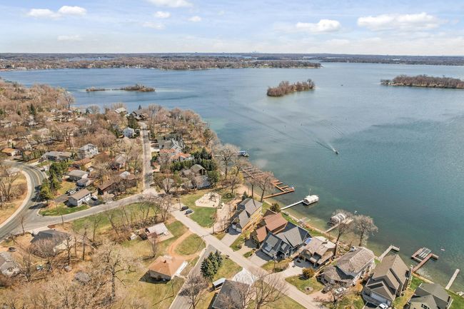 Enjoy all that Lake Minnetonka has to offer | Image 8