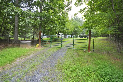 150 Stallion Ct, Amherst, VA, 24521-4395 | Card Image