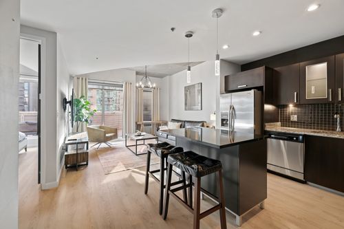 apt-910-600 12th Ave S, Nashville, TN, 37203-6624 | Card Image