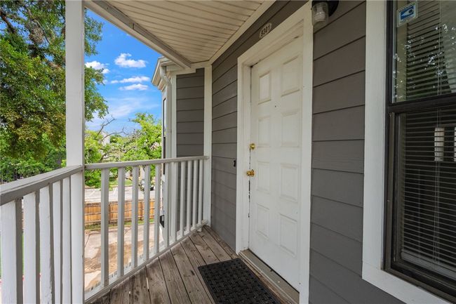 Front Door Unit 9301 | Image 11