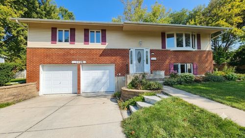 132 N Kitson Drive, Palatine, IL, 60074 | Card Image