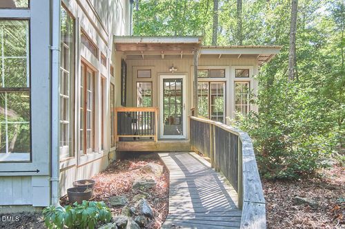 1939 Crawford Dairy Rd, Chapel Hill, NC, 27516-5067 | Card Image