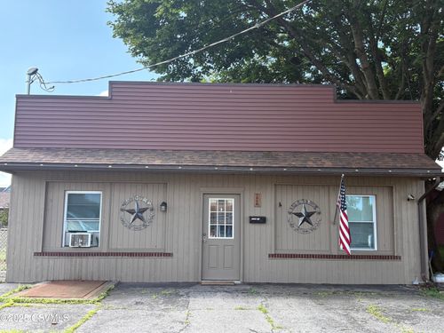 1548 Spring Garden Ave, Berwick, PA, 18603-2800 | Card Image