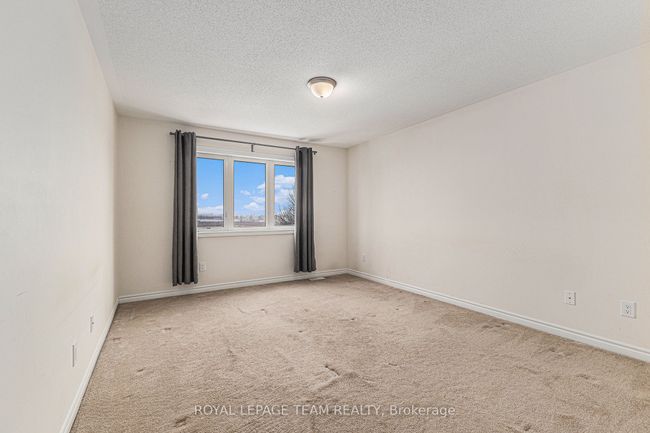 745 Maloja Way, House attached with 3 bedrooms, 3 bathrooms and 1 parking in Stittsville ON | Image 10
