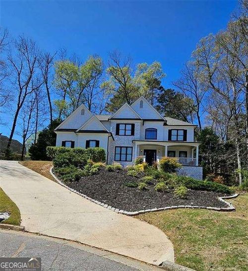 997 Summer Forest Dr, Suwanee, GA, 30024-7462 | Card Image