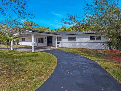 7695 Sw 142nd St, Palmetto Bay, FL, 33158-1635 | Card Image