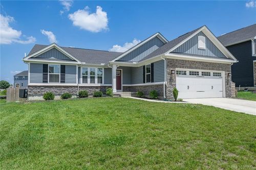 1801 Highlander Dr, Xenia, OH, 45385-1477 | Card Image