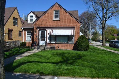 2602 N 73rd Street, Wauwatosa, WI, 53213 | Card Image