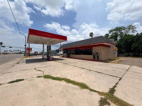 301 W Us Highway 83, Pharr, TX, 78577-4756 | Card Image