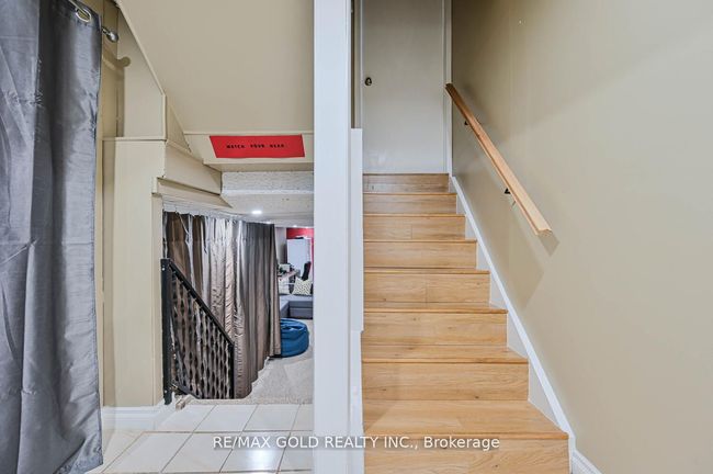 10 Cupola Crt, House attached with 4 bedrooms, 2 bathrooms and 4 parking in Brampton ON | Image 23