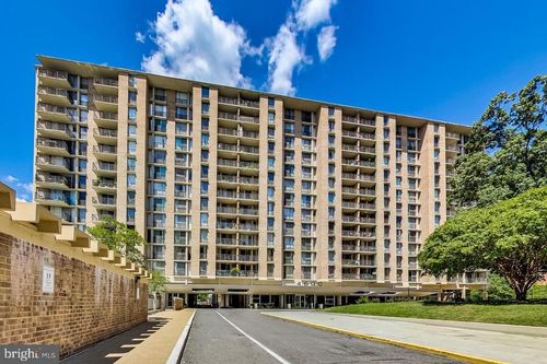 apt-1035-4600 S Four Mile Run Dr, ARLINGTON, VA, 22204-3517 | Card Image