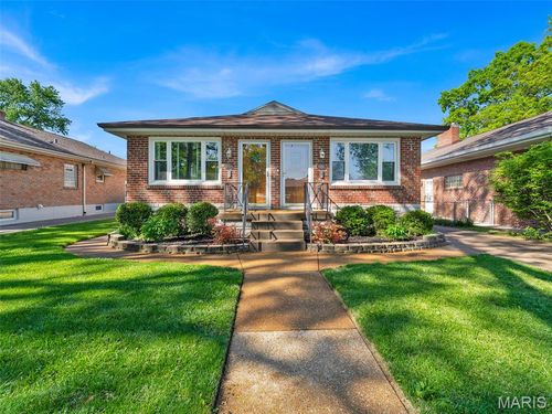 6266-6264-6266 Sunshine Dr, Saint Louis, MO, 63109-3809 | Card Image