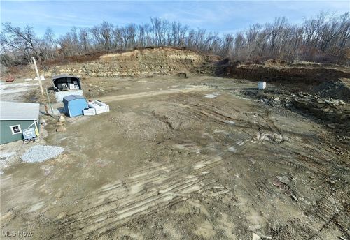 8880 State Route 83, Holmesville, OH, 44633-9727 | Card Image