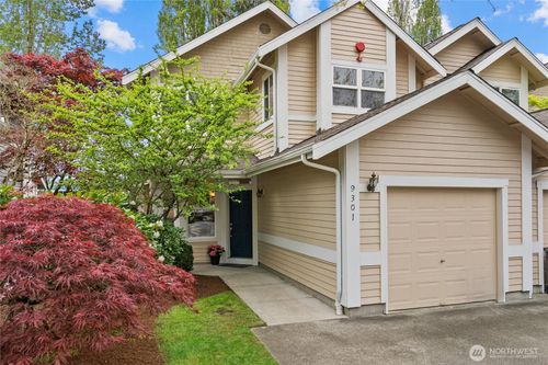 b1901-9301 156th Place Ne, Redmond, WA, 98052 | Card Image