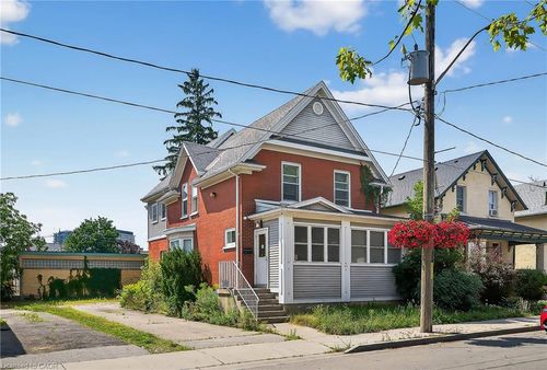 43 Dupont St E, Waterloo, ON, N2J2G8 | Card Image