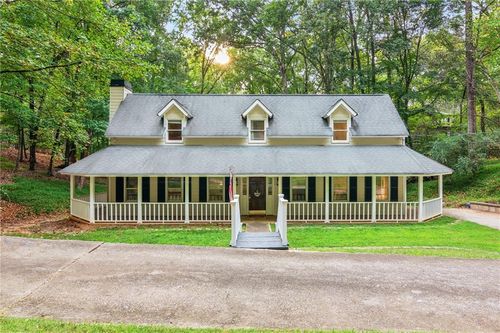 2501 Katherine Cir, Gainesville, GA, 30506-1843 | Card Image