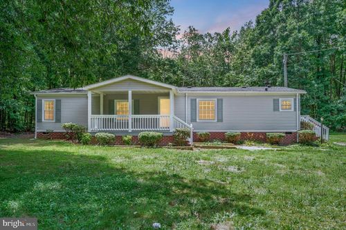 379 Mount Pleasant Church Rd, MINERAL, VA, 23117-5125 | Card Image