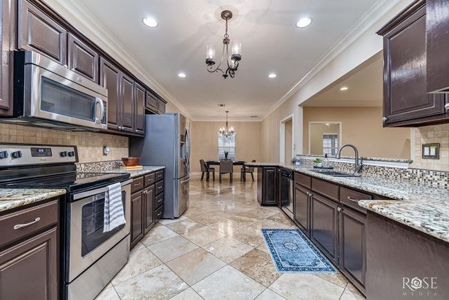6014 Kingsbridge Dr, House other with 4 bedrooms, 3 bathrooms and 2 parking in San Angelo TX | Image 22