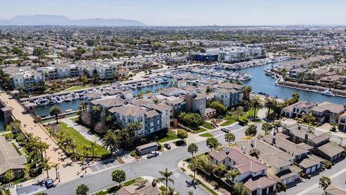 1502 Seabridge Ln, Oxnard, CA, 93035-1453 | Card Image