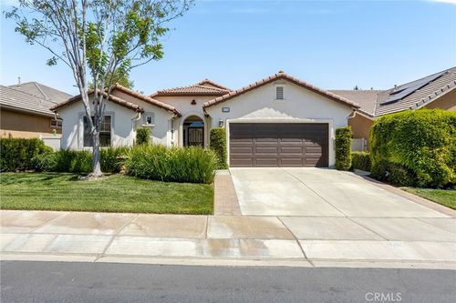 1686 Piper Crk, Beaumont, CA, 92223 | Card Image