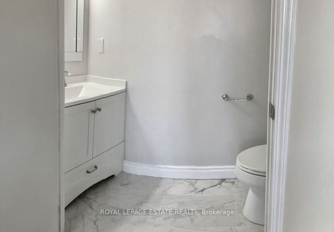 412 - 119 Merton St, Condo with 1 bedrooms, 2 bathrooms and null parking in Toronto ON | Image 11