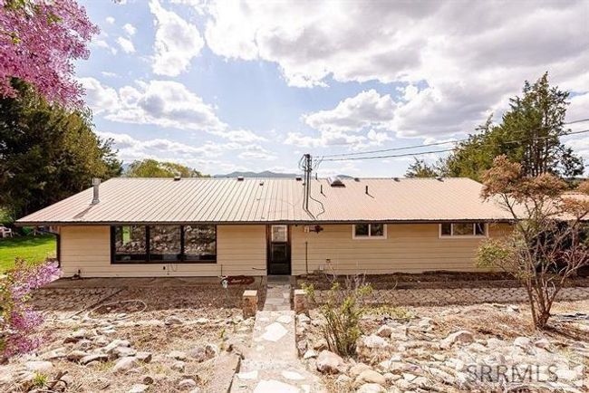 582 E Upper Rock Creek Rd, House other with 3 bedrooms, 2 bathrooms and 3 parking in Inkom ID | Image 24