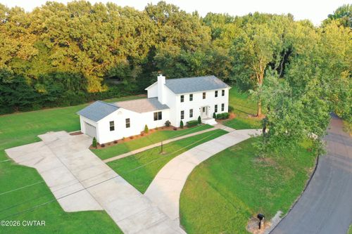 15 Leisure Ln, Jackson, TN, 38305-9619 | Card Image