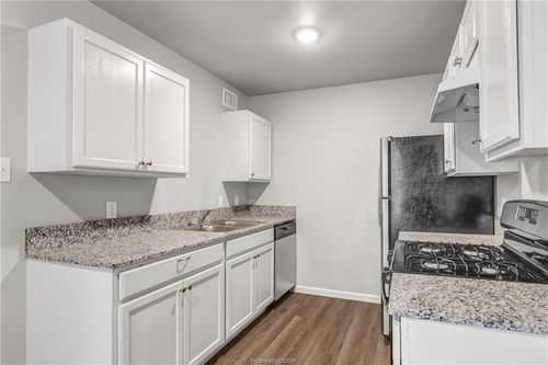 a-804 Navidad St, Bryan, TX, 77801-2815 | Card Image