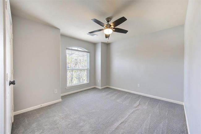 21811 Blossom Grove Ln, House other with 3 bedrooms, 2 bathrooms and 2 parking in Spring TX | Image 7