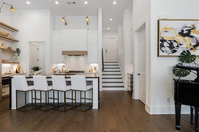 6640 Avis Walk, Townhouse with 3 bedrooms, 3 bathrooms and null parking in Alpharetta GA | Image 12