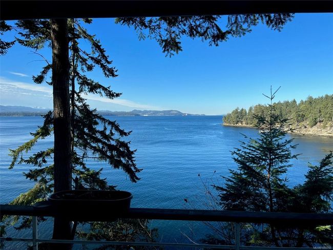 324 Easthom Rd, Home with 0 bedrooms, 0 bathrooms and null parking in Gabriola BC | Image 7