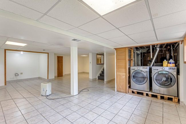 9335 W County Line Rd, House other with 5 bedrooms, 3 bathrooms and null parking in Milwaukee WI | Image 29