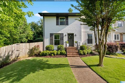 3951 Asbury Park Ln, Vestavia, AL, 35243-5614 | Card Image