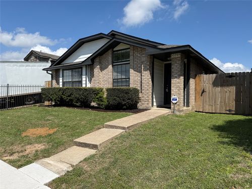 10259 Sand Springs Ave, Dallas, TX, 75227-7624 | Card Image